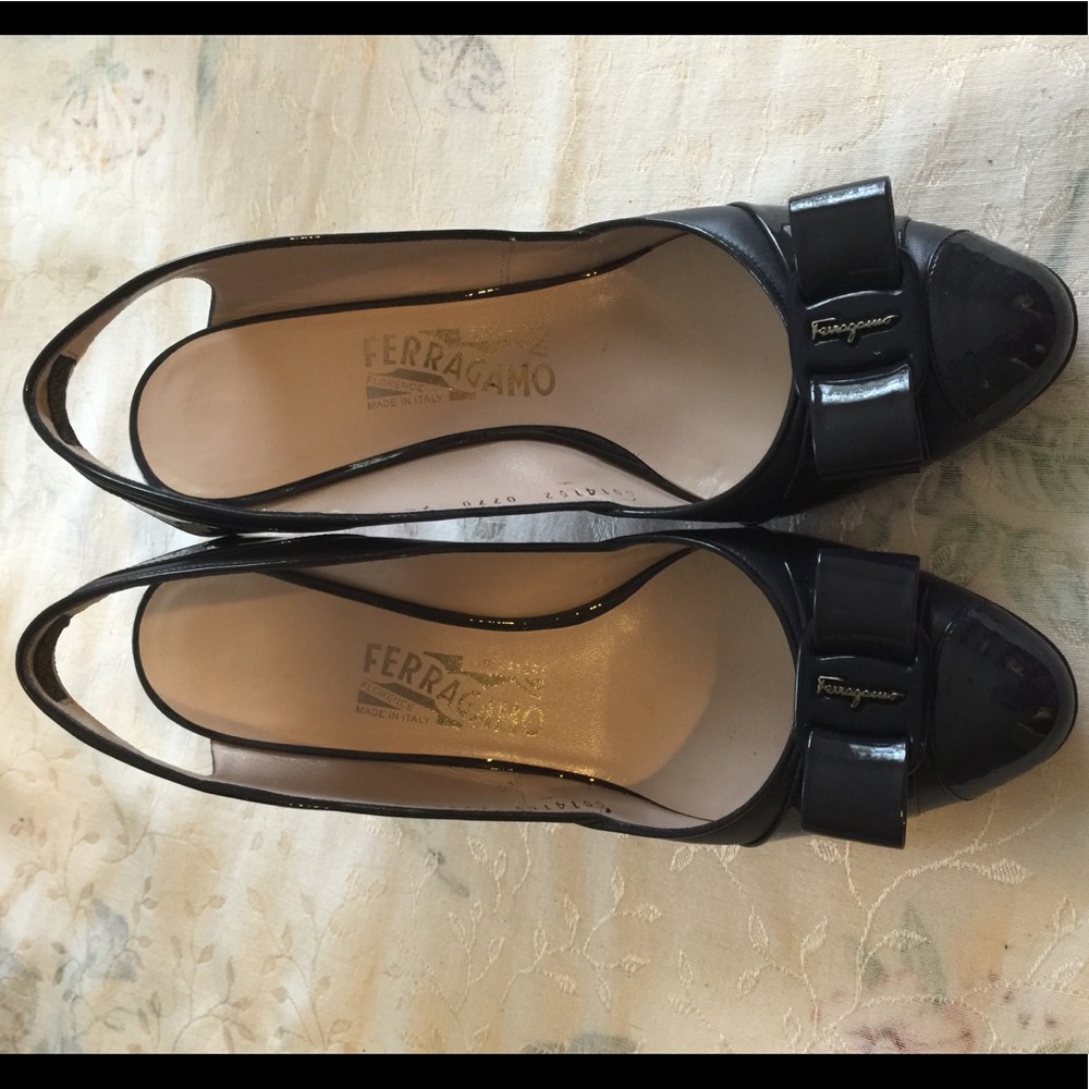 Salvatore Ferregamo sling pump